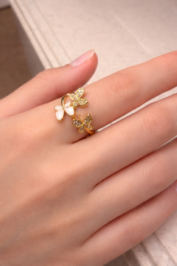 Butterfly ring