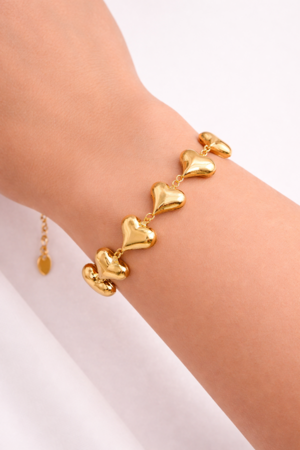Puffed heart bracelet