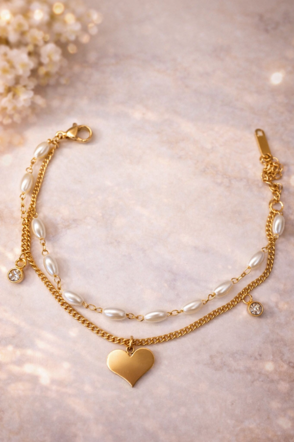 Pearl and heart bracelet