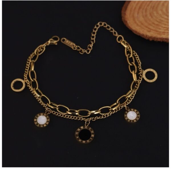 Stylish roman bracelet