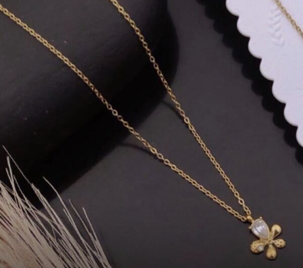 Flower charm pendant